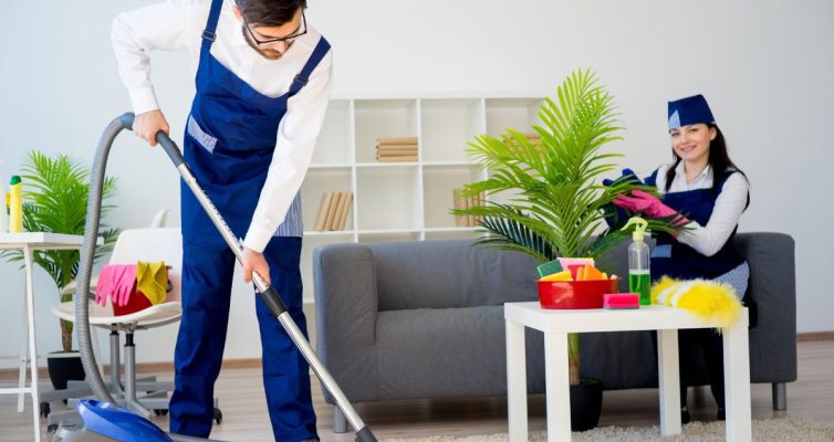 Get the Best House Cleaning Without Overpaying